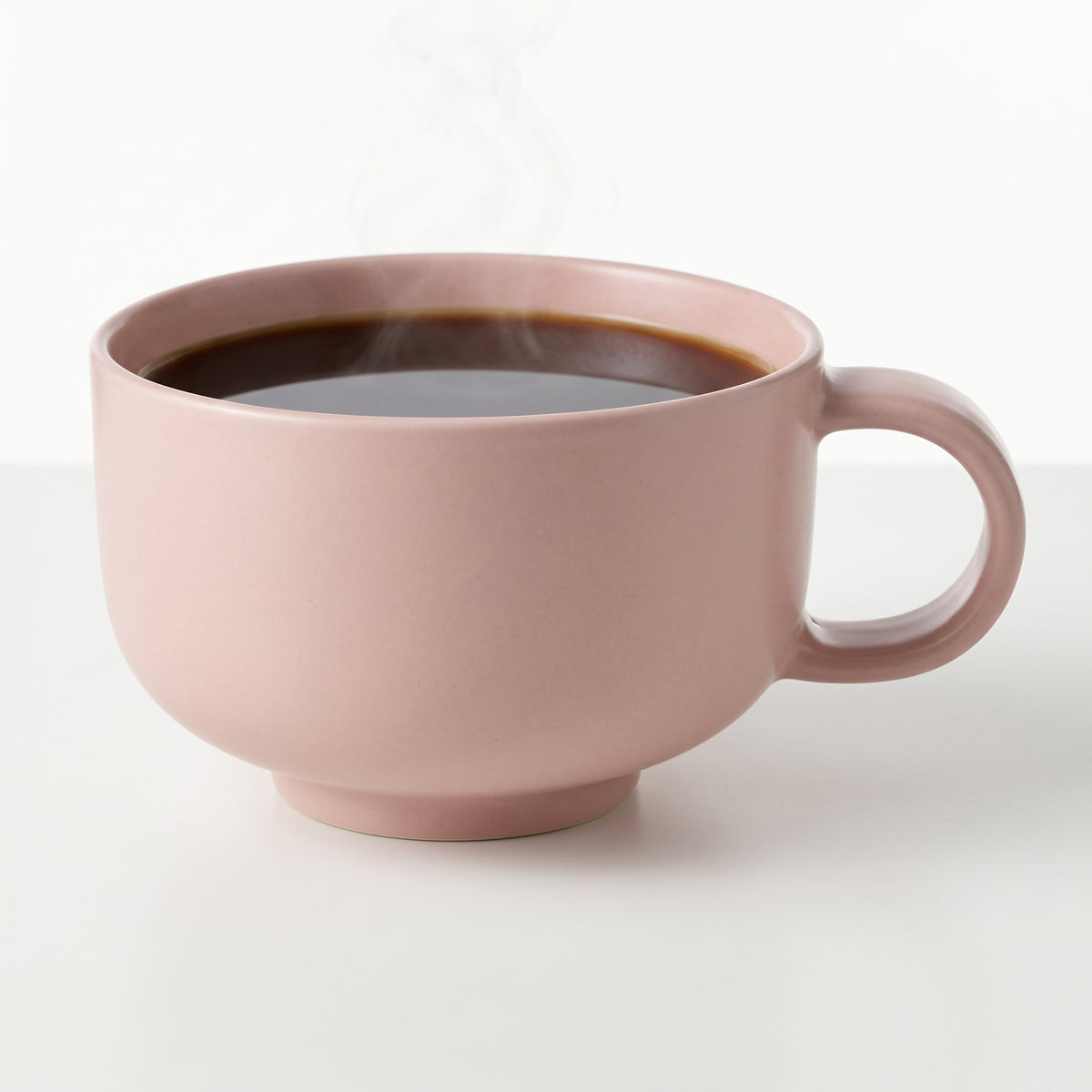 Tasse à café en céramique rose poudré – Design élégant et arrondi